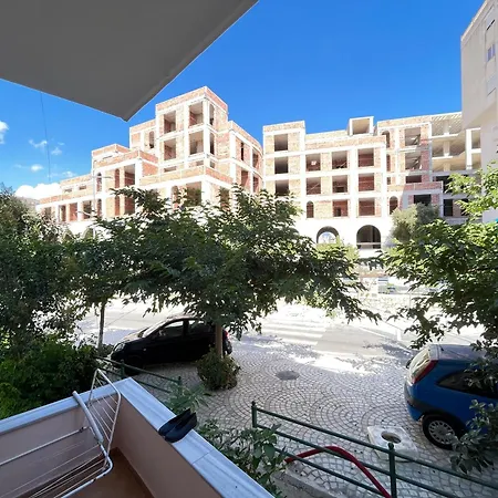 Cozy 1 Bedroom Apartment, Sea Breeze, Free Parking & Balcony شقة *